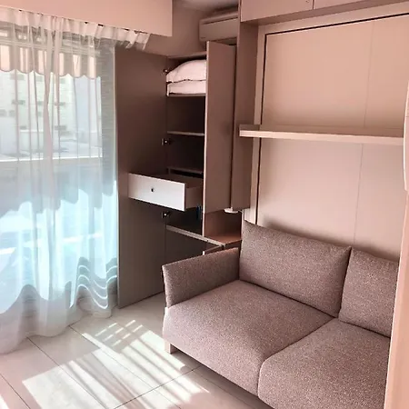 Studios Nice Gambetta Lejlighed